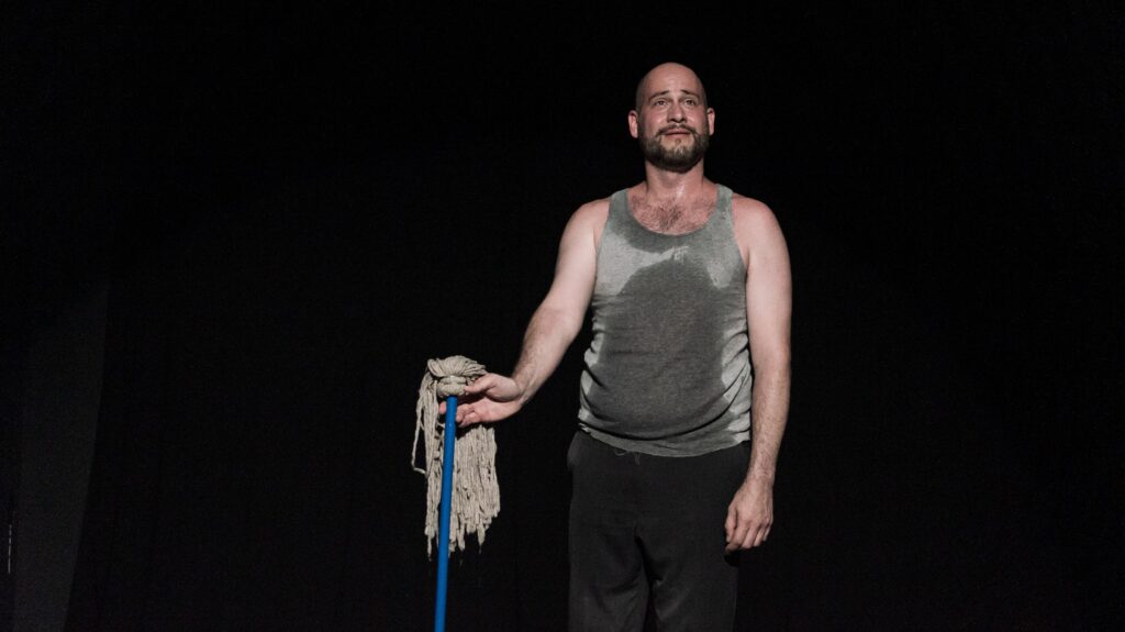 6. BAMBISDIENTESDELECHE Carlos Mercado